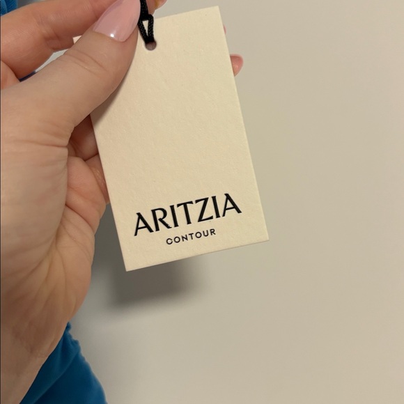 Aritzia Contour Flourish Top in Splash Blue - Picture 4 of 5